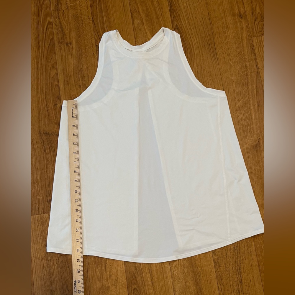🔥lululemon Top🔥 - Picture 6 of 9